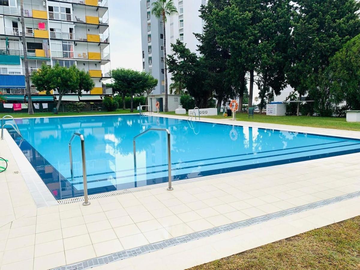Moderno Apartamento Con Vistas Al Mar -Benalmadena Benalmádena Exterior foto