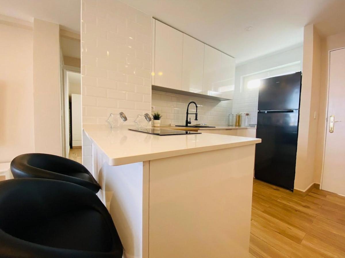 Moderno Apartamento Con Vistas Al Mar -Benalmadena Benalmádena Exterior foto