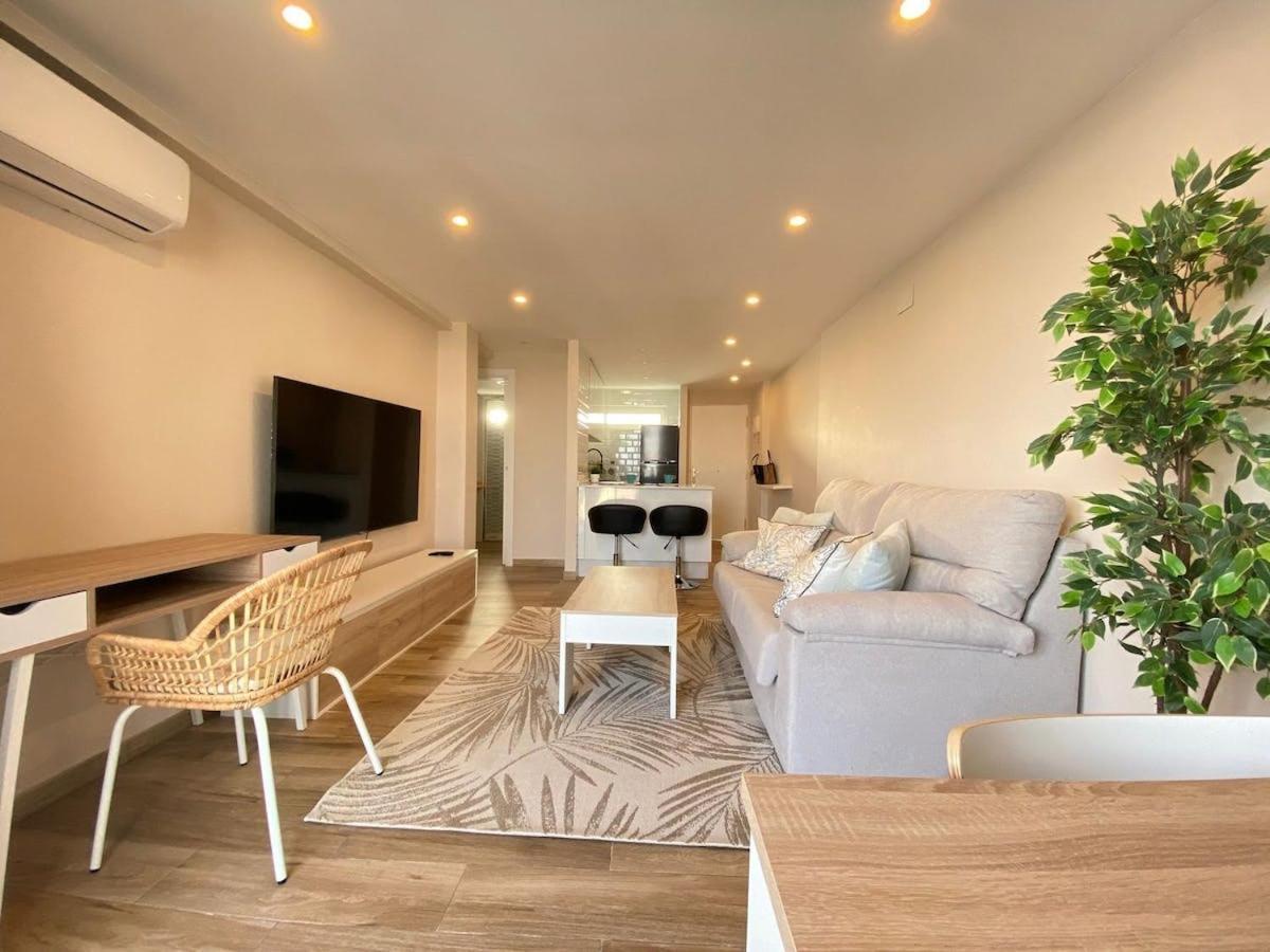 Moderno Apartamento Con Vistas Al Mar -Benalmadena Benalmádena Exterior foto