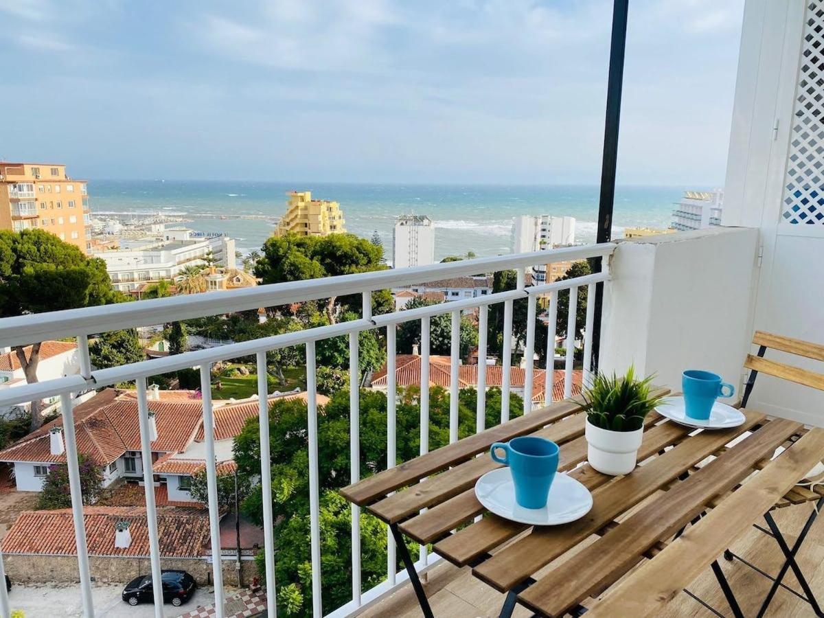 Moderno Apartamento Con Vistas Al Mar -Benalmadena Benalmádena Exterior foto