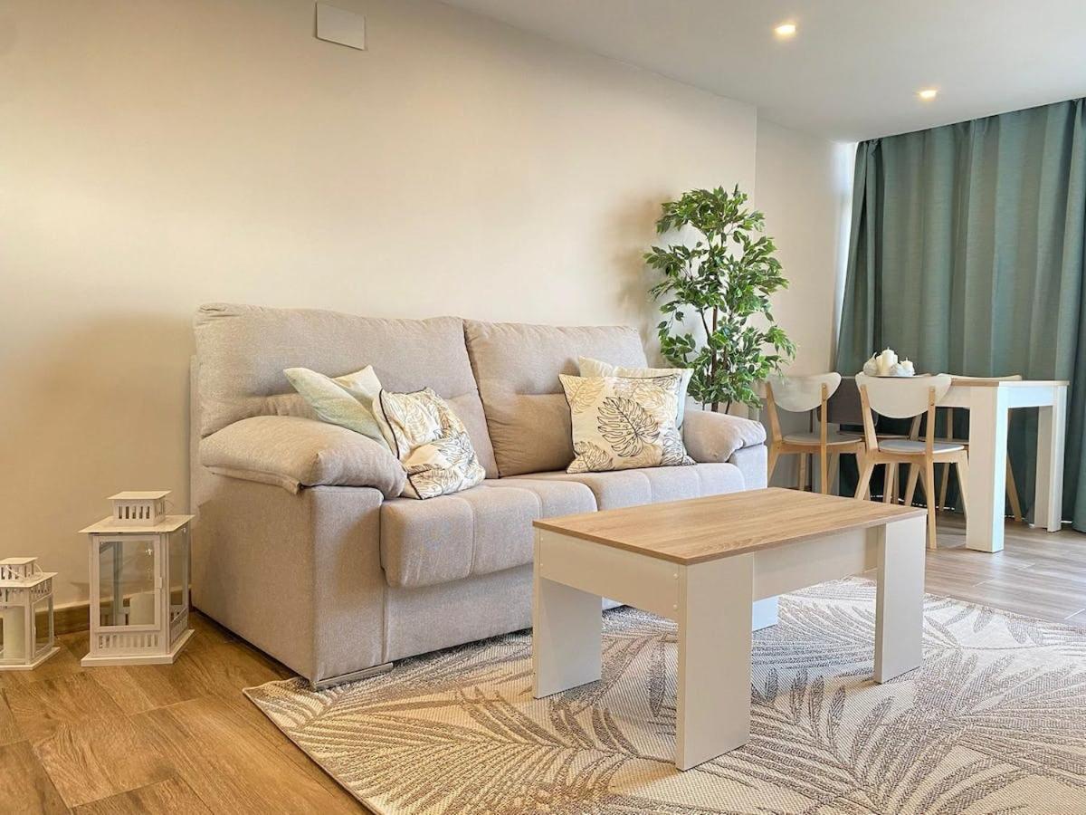 Moderno Apartamento Con Vistas Al Mar -Benalmadena Benalmádena Exterior foto